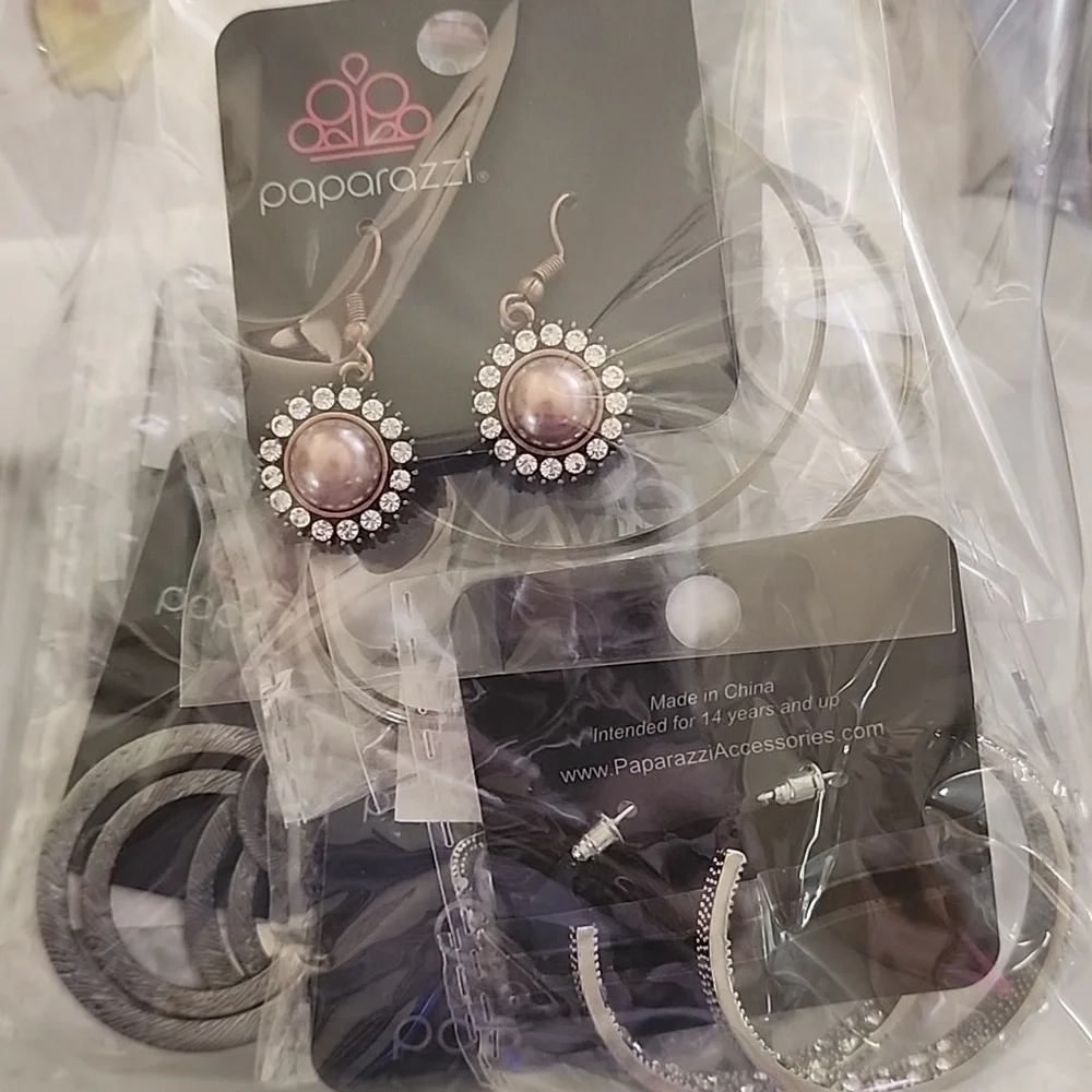 NWT PAPARAZZI JEWELRY - 10 Piece Earrings Set